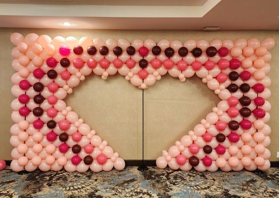 Finished installation: Heart tunnel or wall